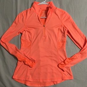 Like new, bright fun athletic fitted pull over